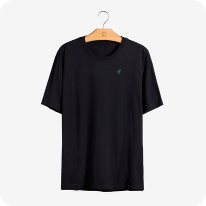 Camiseta Minimal Preta (Fintrender)