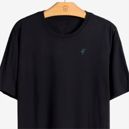 Camiseta Minimal Preta (Fintrender)
